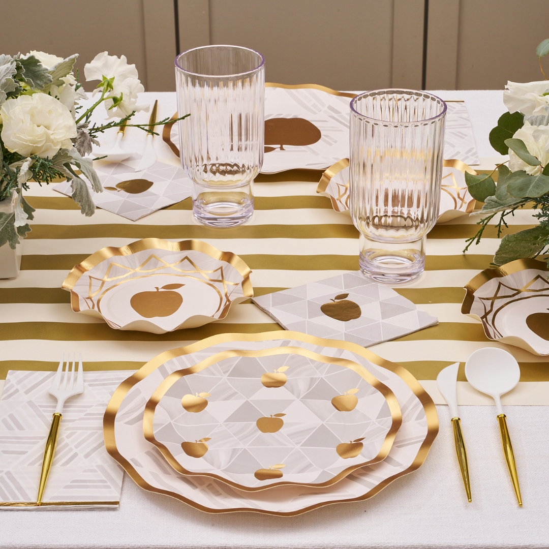 Golden Apple Table Setting