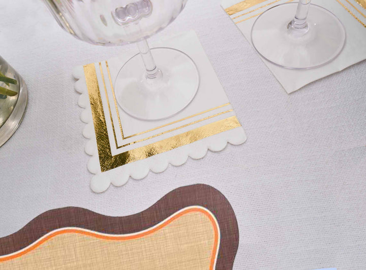 Everyday Chic Table Setting: Chestnut