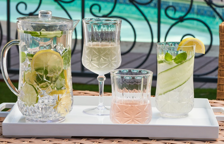 Classic Pitcher | Clear | 53 Oz