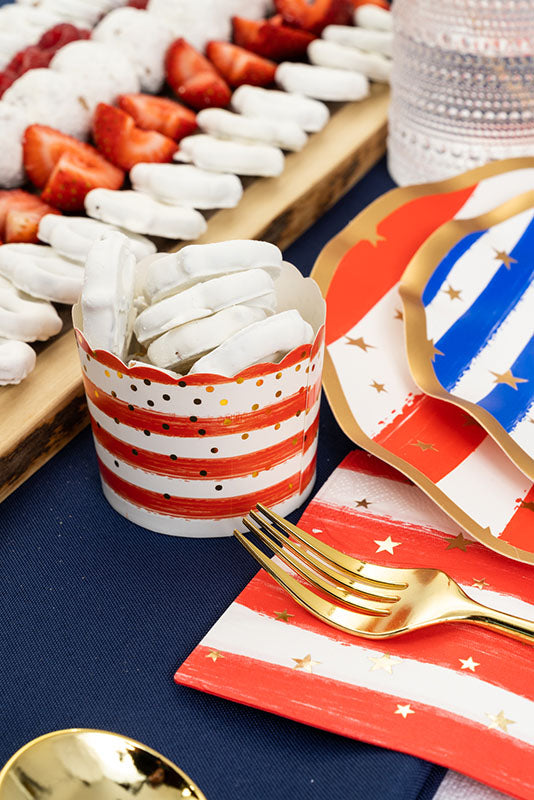 The Ultimate 4th of July Tablescape: Patriotic Confetti
