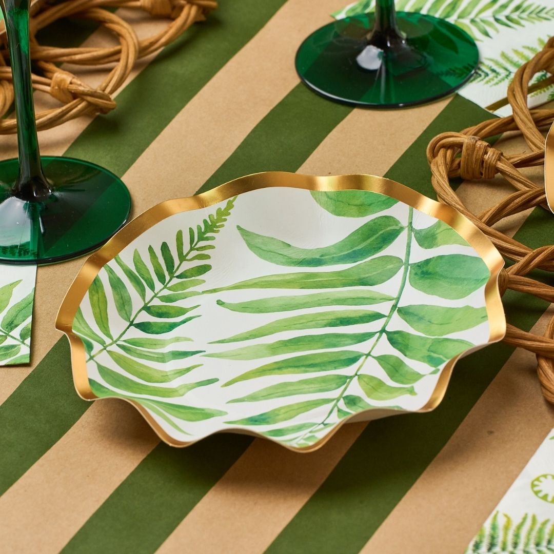 Fern & Foliage Table Setting For 8 Guests