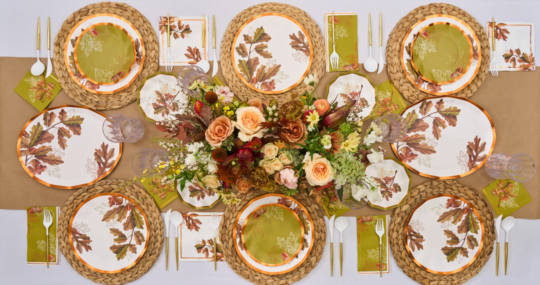 The Ultimate Thanksgiving Tablescape: Acorn & Oak