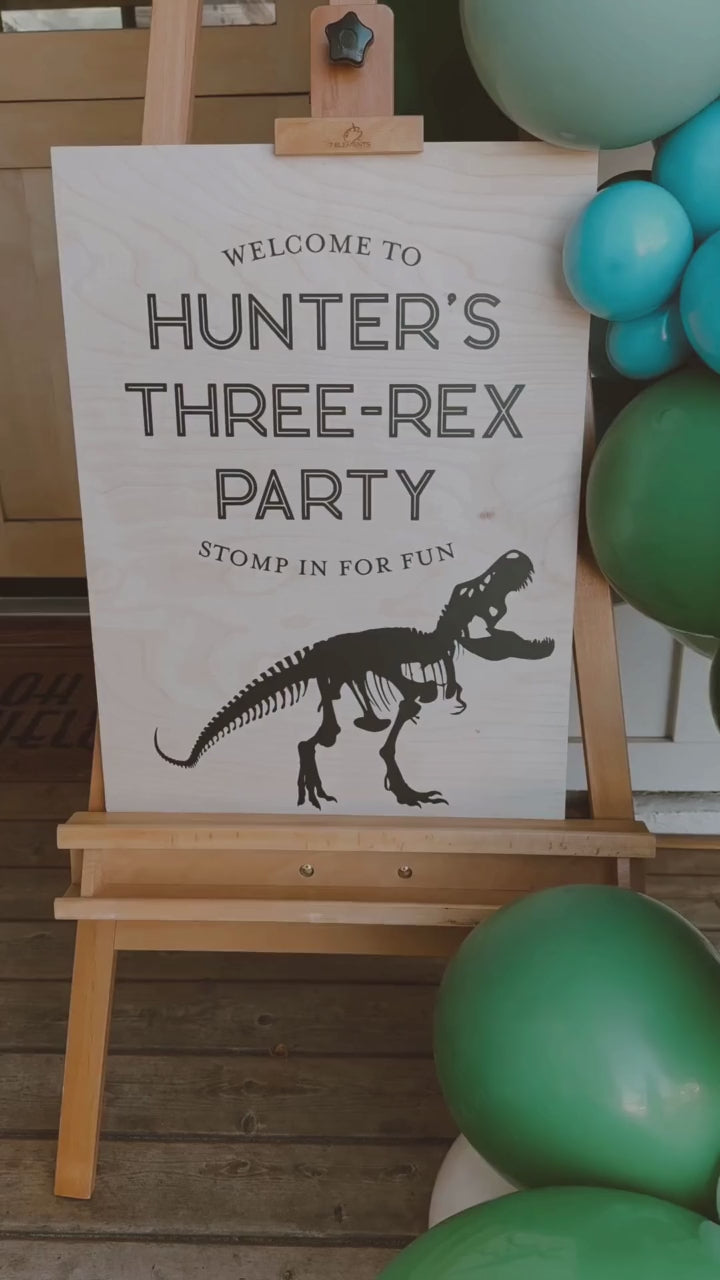 Rawrsome Table Setting
