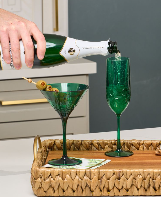 Champagne Classic | Green | 8.9 Oz