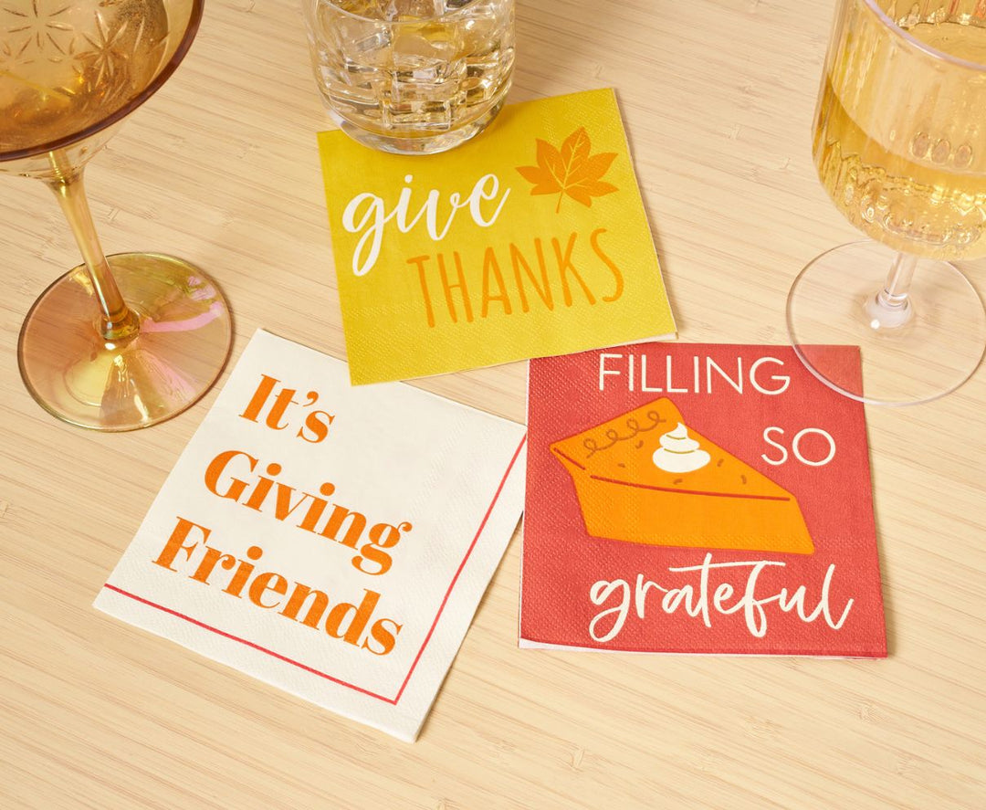 'It's Giving Friends' Cocktail Napkins/26pk