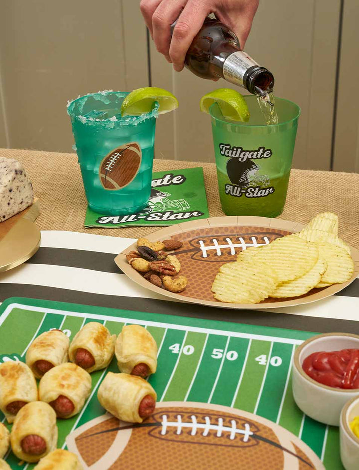 Tailgate Frost Flex Cups: Footballs/8pk