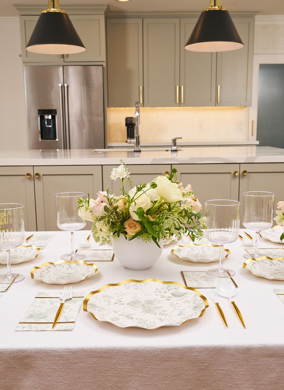 Timeless Sage Guest Towels/20pk