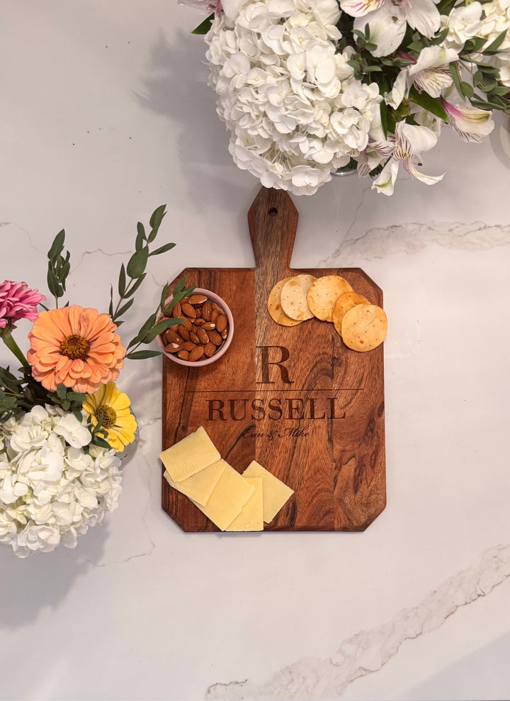 Acacia Heirloom Board w/ Handle Rectangle | Personalize | 16 x 10"