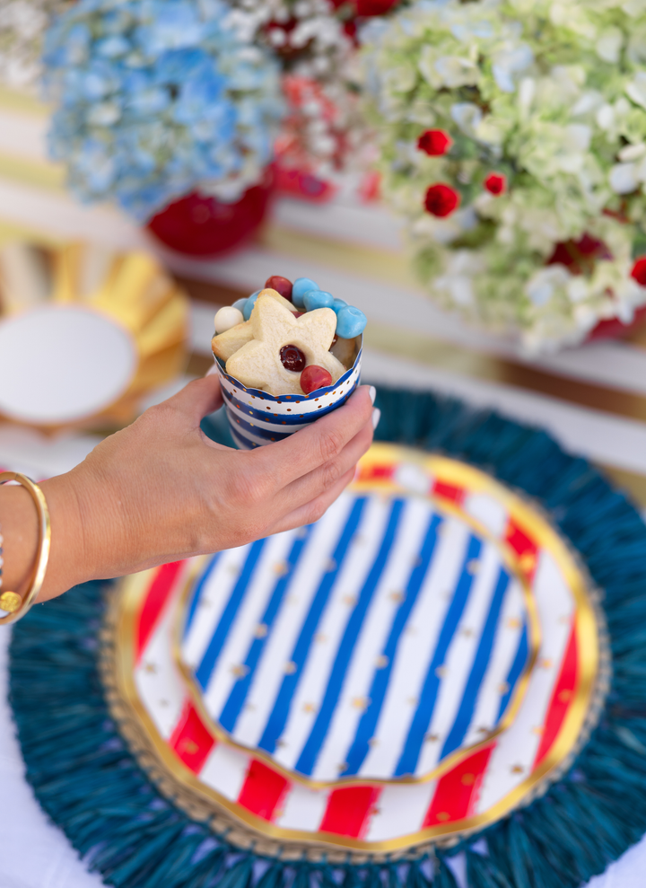 4th of July Table for 16+: Patriotic Confetti