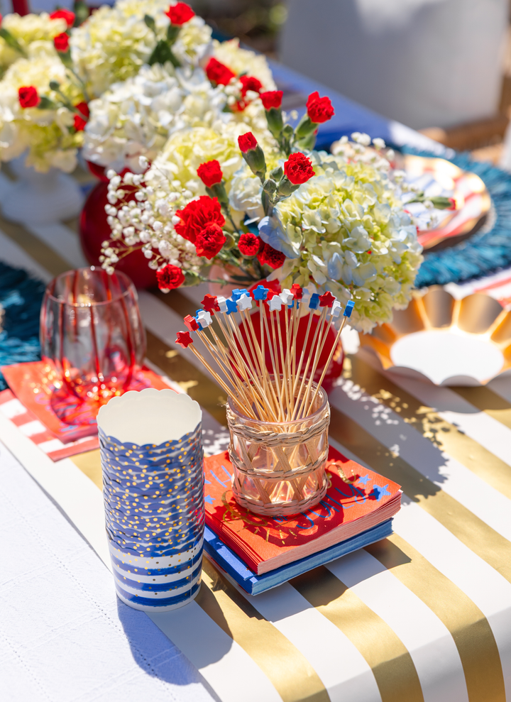4th of July Table for 16+: Patriotic Confetti