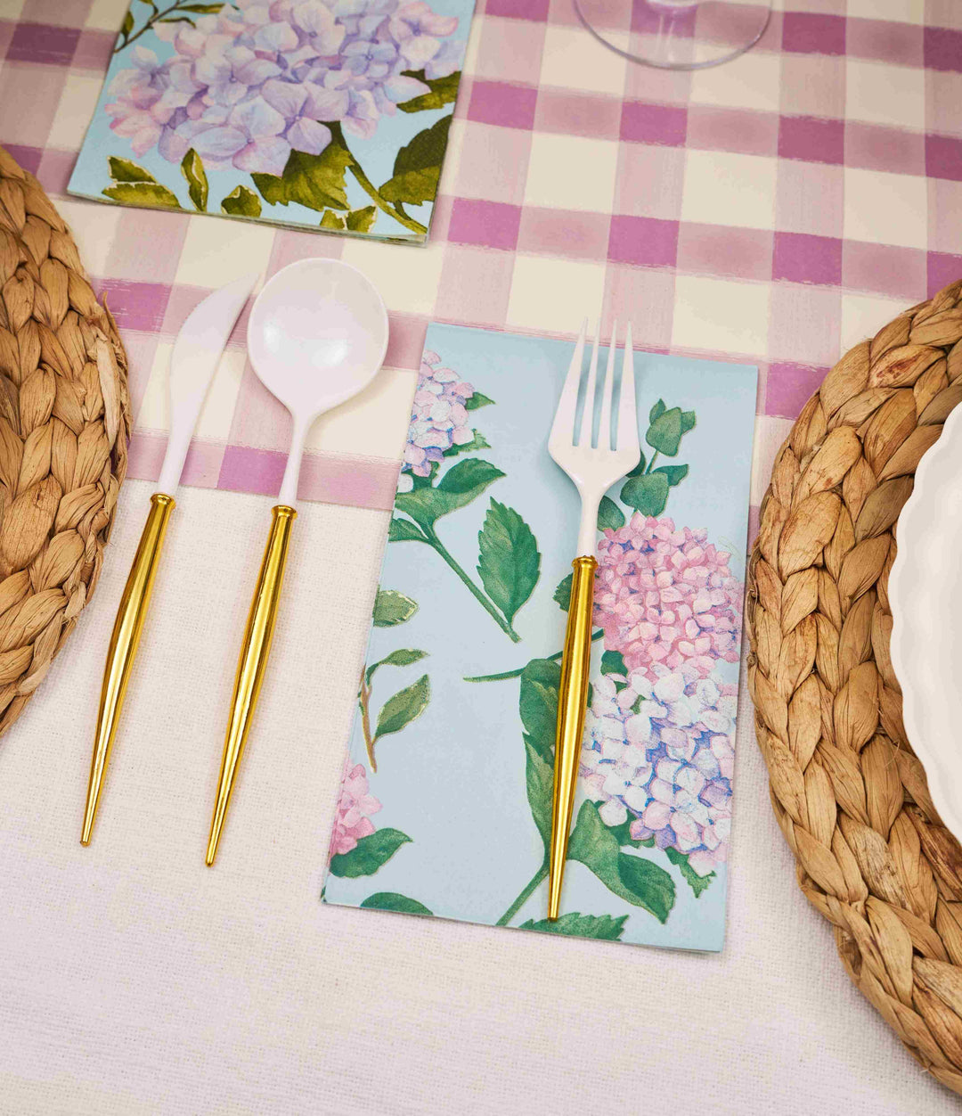 Violet Hydrangea Table Setting