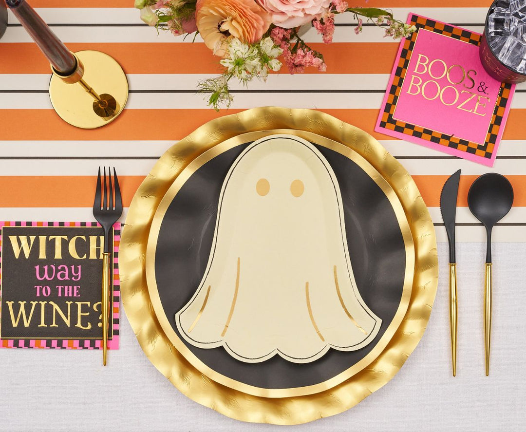 Boo Bold Table Setting