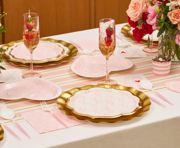 XOXO Dinner Plates/8pk