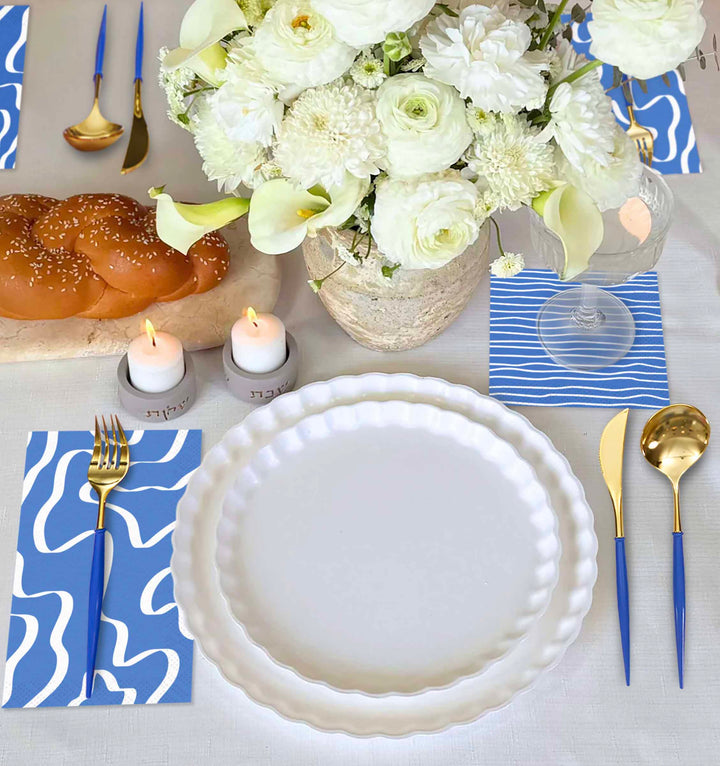 Eco White & Blue Table Setting