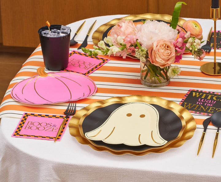 Boo Bold Table Setting