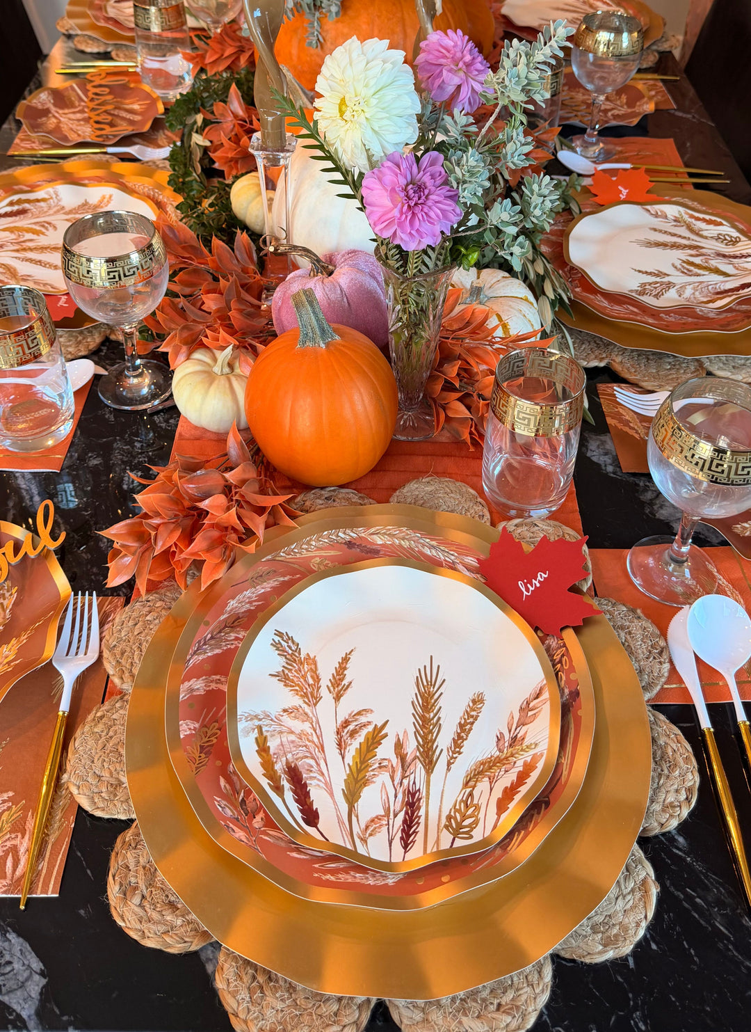 Harvest Wheat: Thanksgiving Table for 16