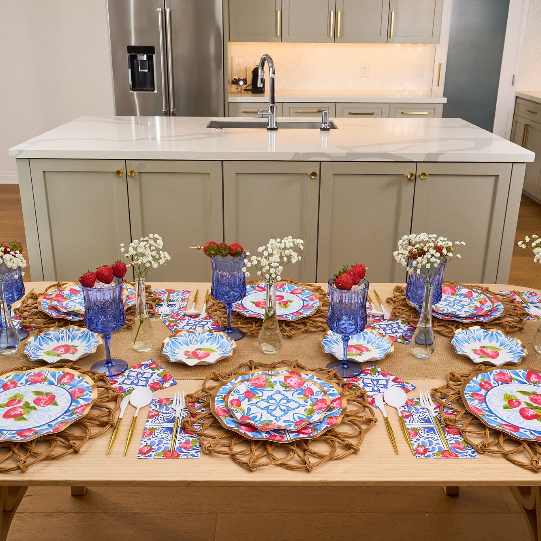 Bleu Strawberries Table Setting