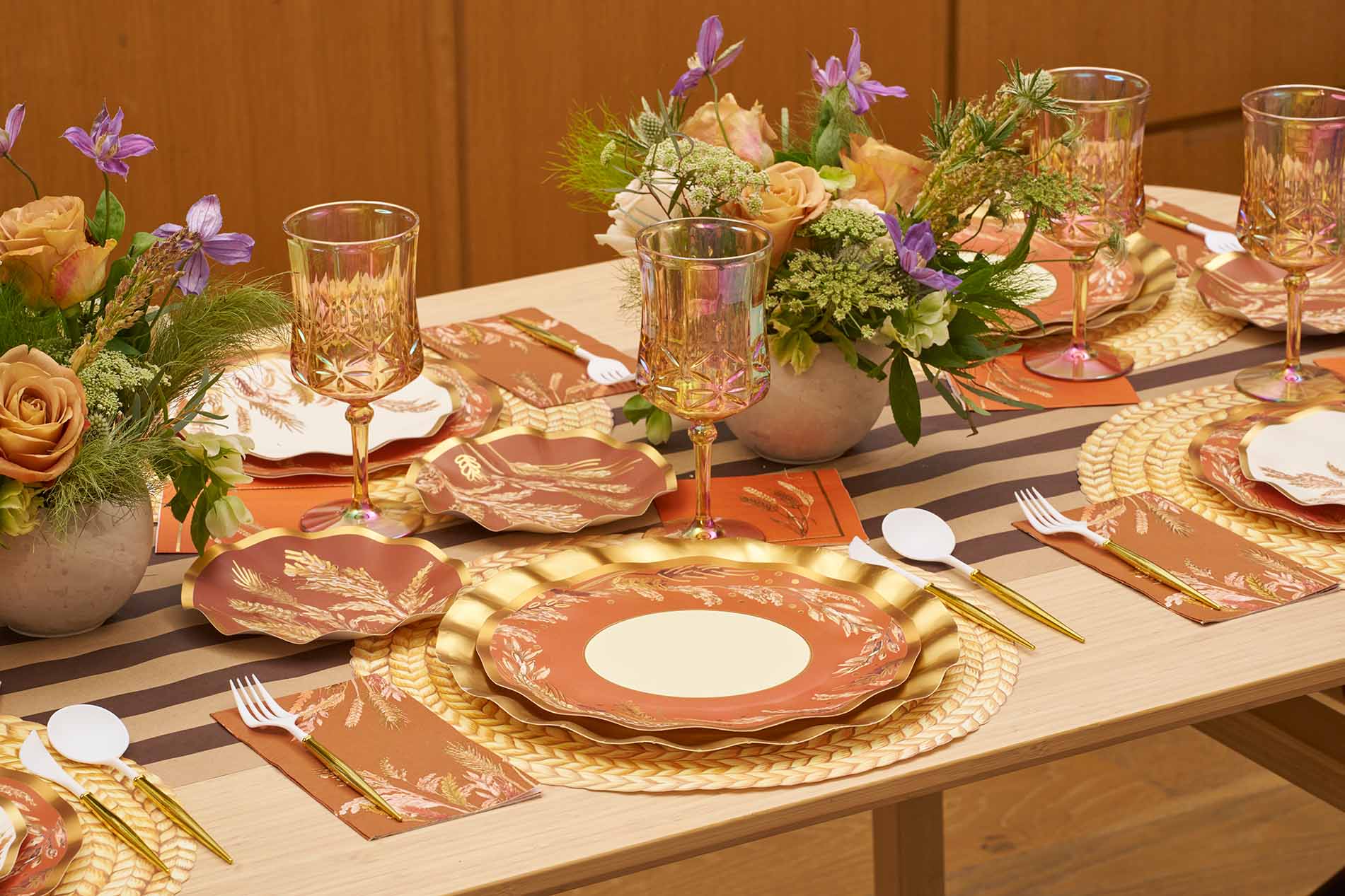 Harvest Wheat Wavy Dinner Plates – Sophistiplate LLC