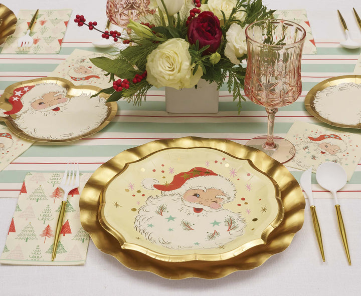 Vintage Santa Dinner Plates/8pk