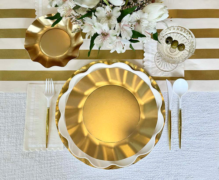 Cream & Gold Table Setting