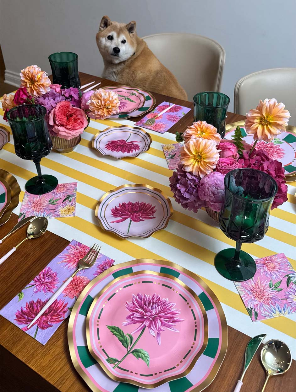 Sophistiplate Dahlia Garden Guest Towel Napkins - Thumbnail 2