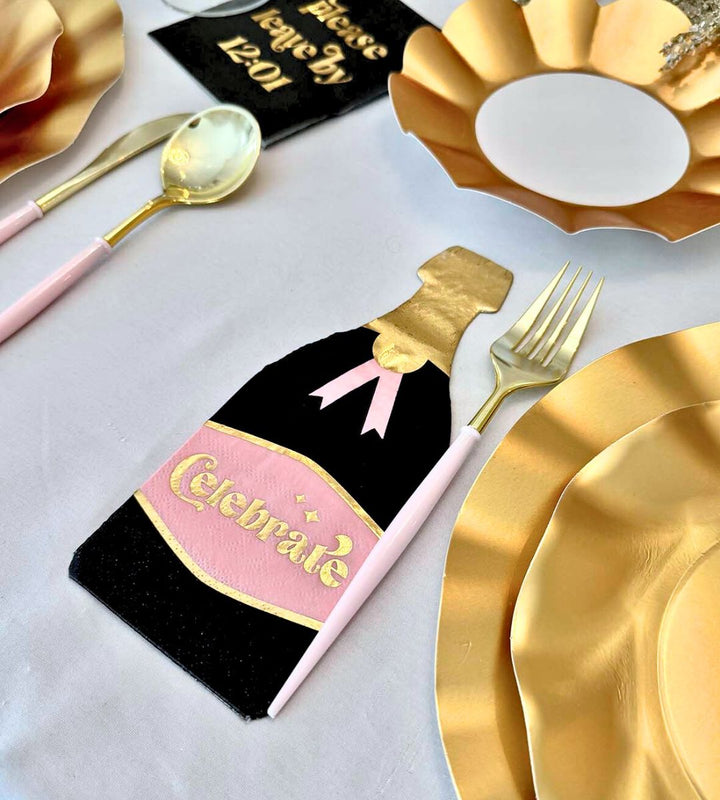 The Ultimate New Years Tablescape