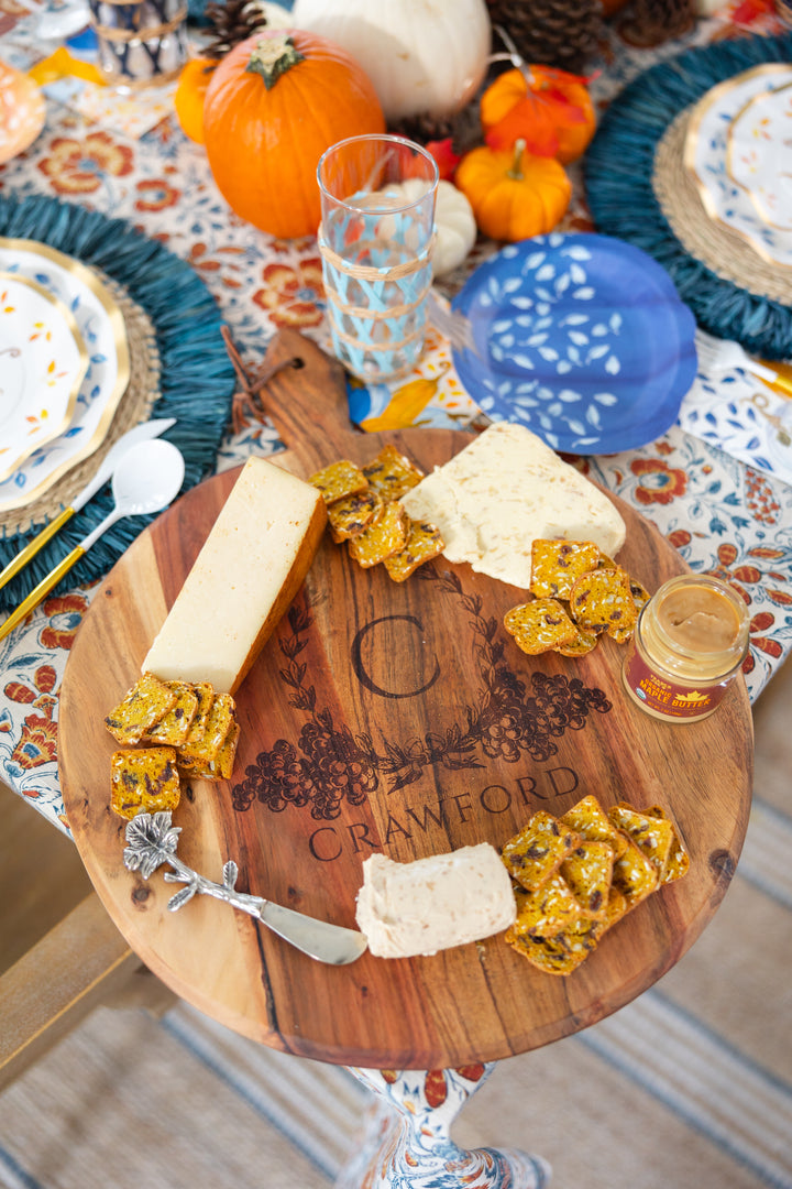 Acacia Heirloom Board w/ Handle Round | Personalize | 20 x 16"