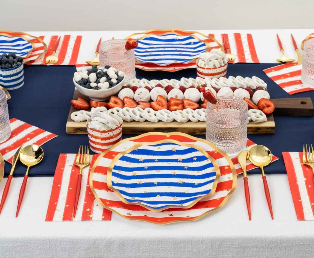 Wavy Salad Plate Patriotic Confetti/8ct