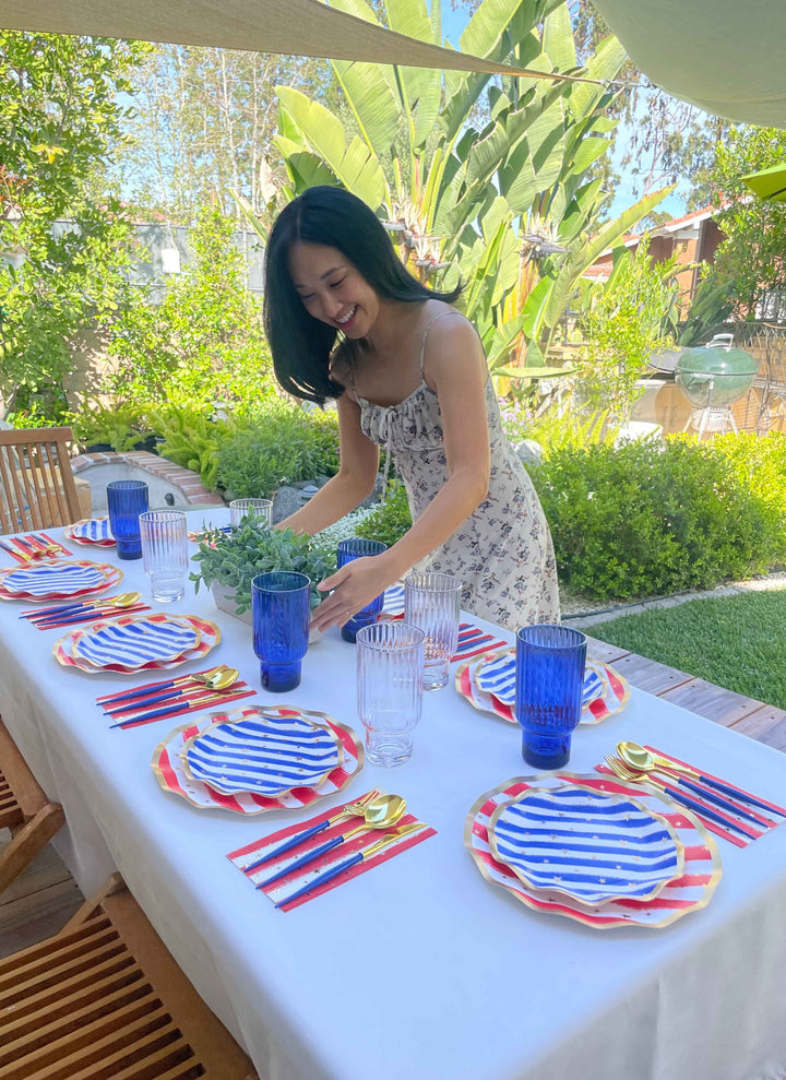 Wavy Dinner Plate Patriotic Confetti/8ct