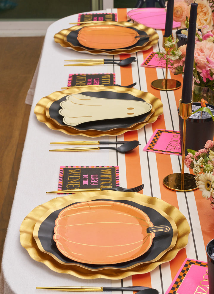 Boo Bold Table Setting