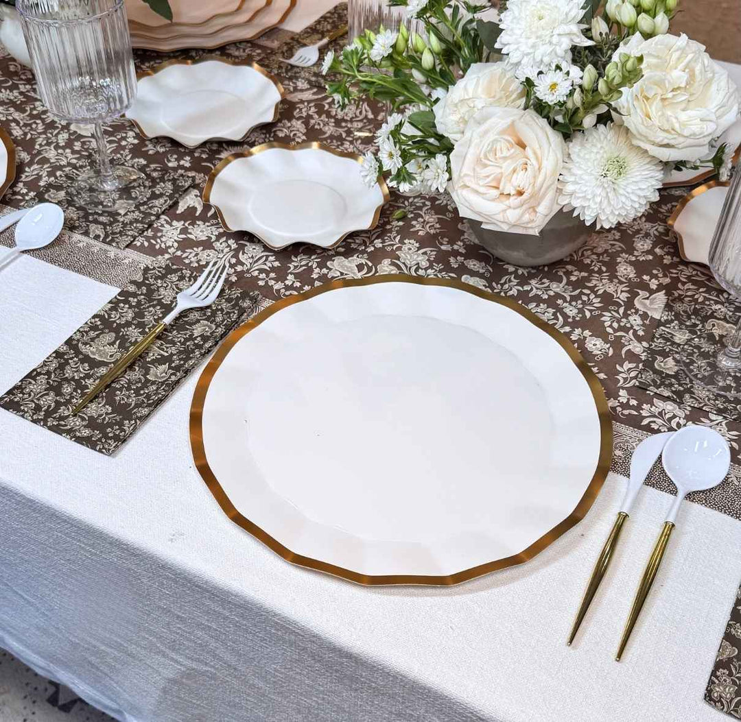 Royal Peacock Table Setting - Brown