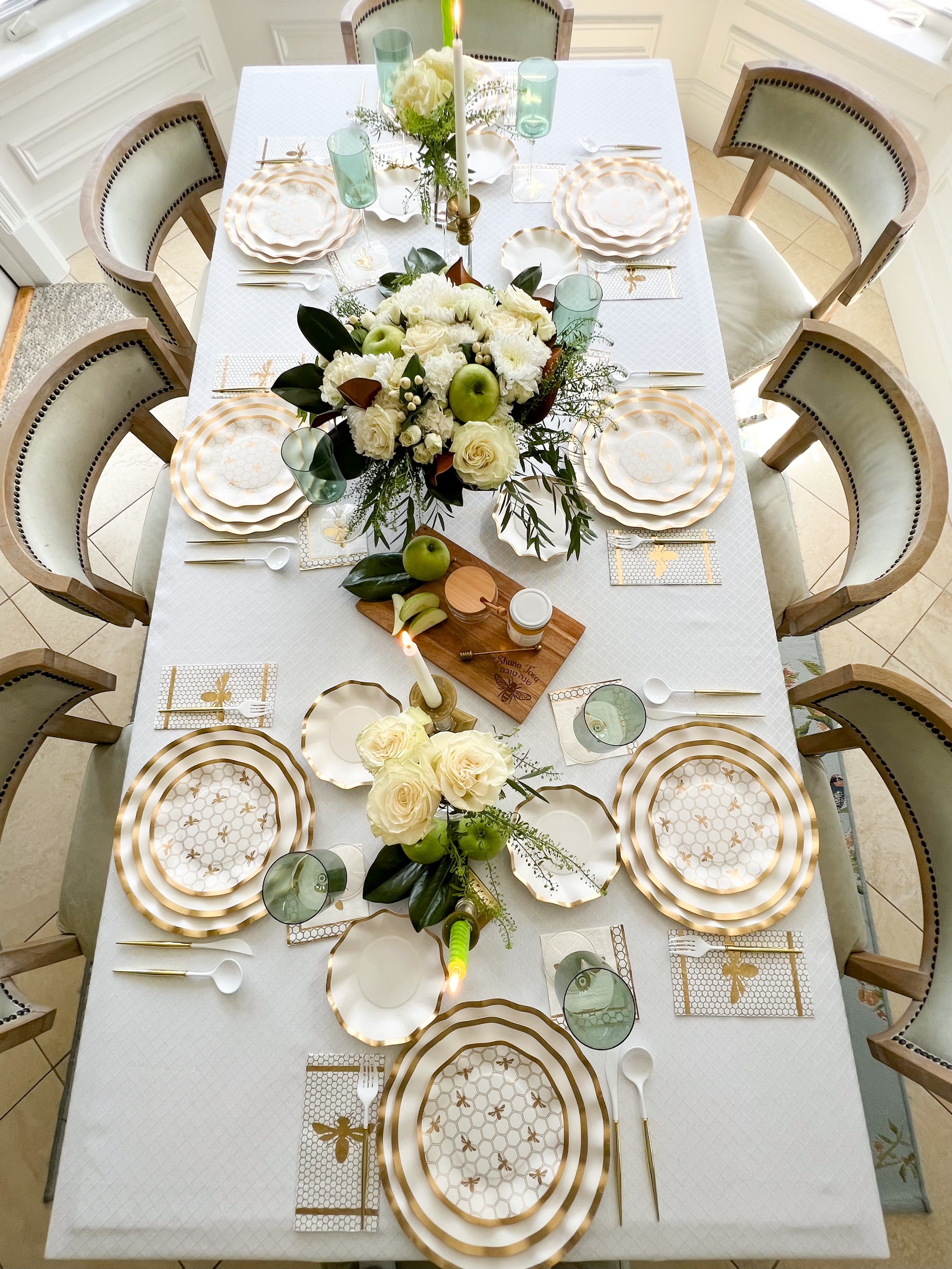 Gilded Honey Table Setting – Sophistiplate LLC