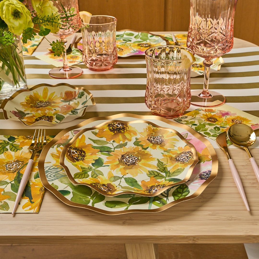Sunflower Table Setting For 8 Guests