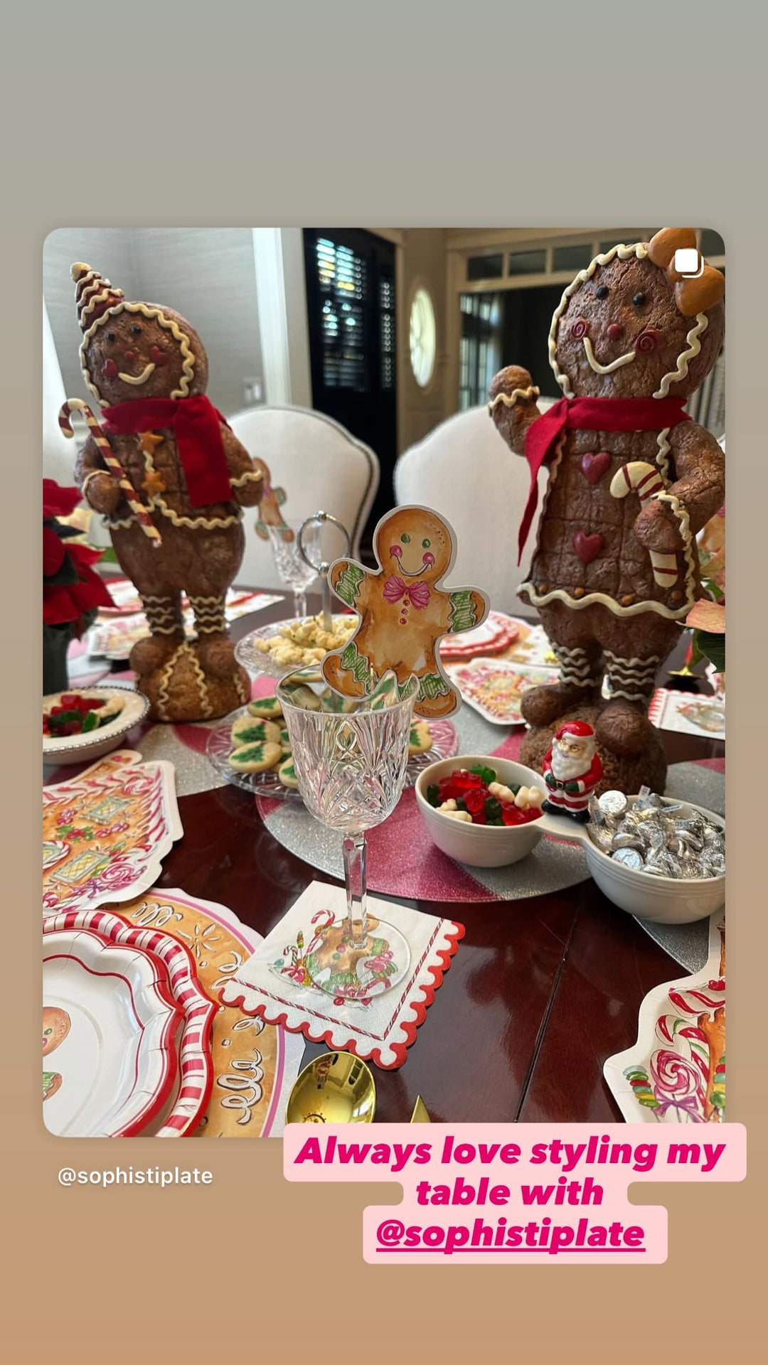 Create a festive table with the Sophistiplate Gingerbread Table Setting: featuring gingerbread figures, decorated designer paper plates, a charming gingerbread cookie card holder, candy dishes, and crystal glasses. This holiday-themed tableware by Sophistiplate brings vibrant colors and intricate Christmas party decorations to your celebration.