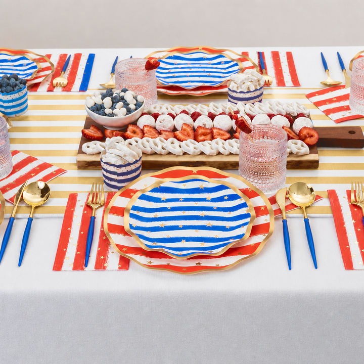 4th of July Table for 16+: Patriotic Confetti
