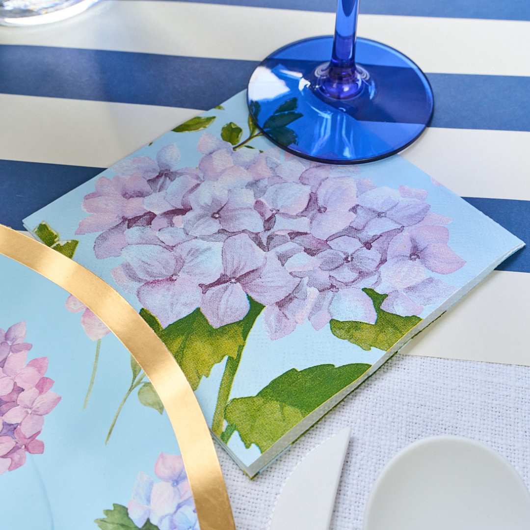 Hydrangea Table Setting